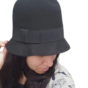 H&M 100% Wool Women's Black Bucket Hat